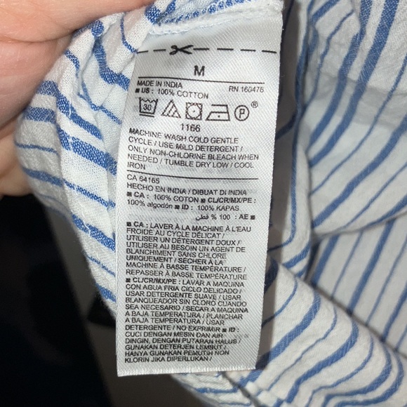Old Navy Blue and White Striped Blouse with Flutter Sleeves, Size M - Picture 6 of 6